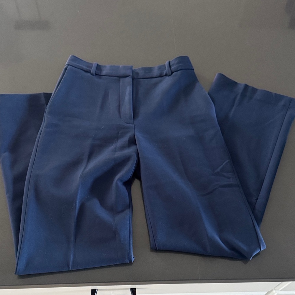 Aritzia Babaton Agency pant- re(ssential) pants size 2 TALL color admiral blue